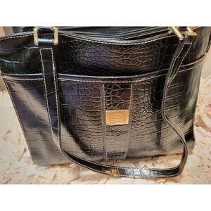 Liz‎ Claiborne tote